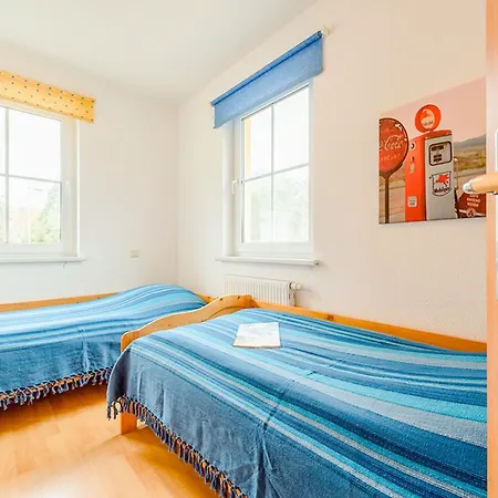 Am Waldrand, Untere Whg