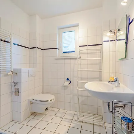 Am Waldrand, Untere Whg